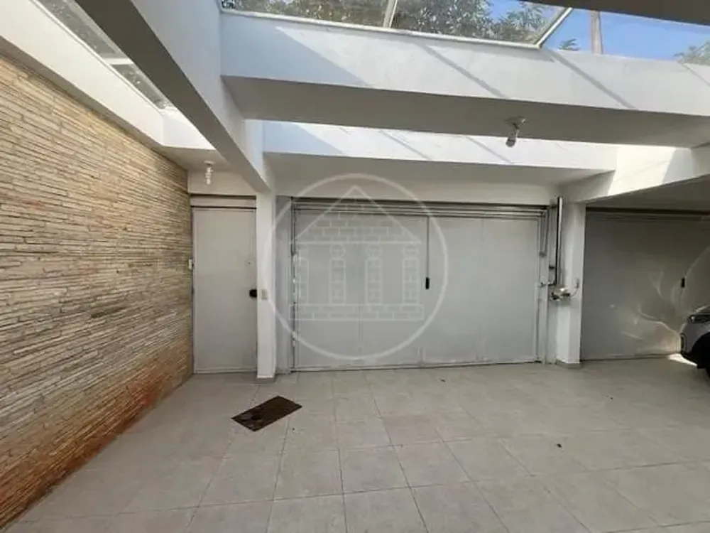 Casa, 4 quartos, 256 m² - Foto 4