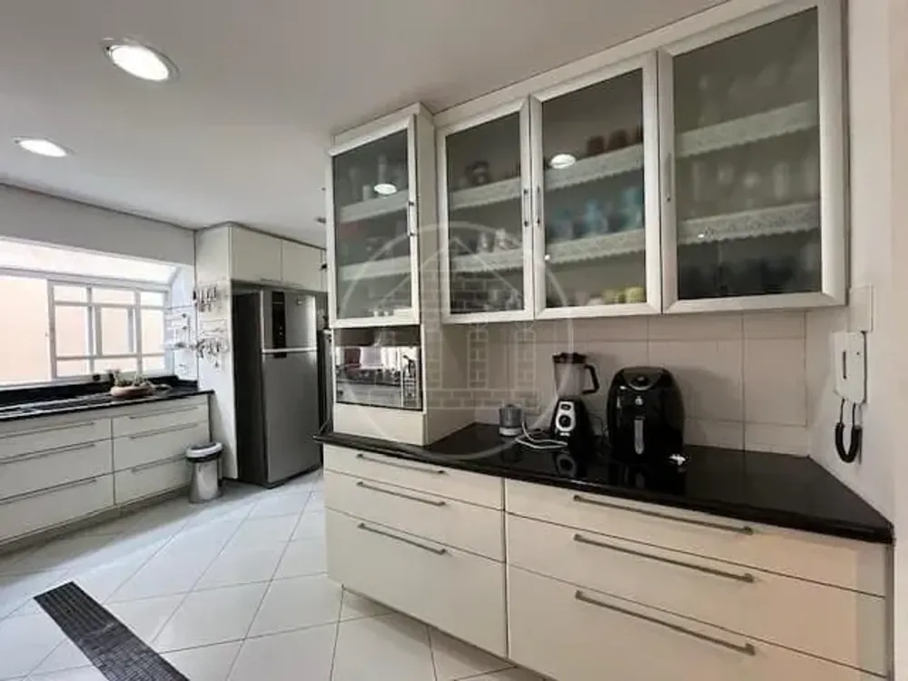Casa, 4 quartos, 256 m² - Foto 10