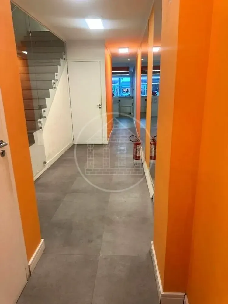 Loja-Salão, 108 m² - Foto 1