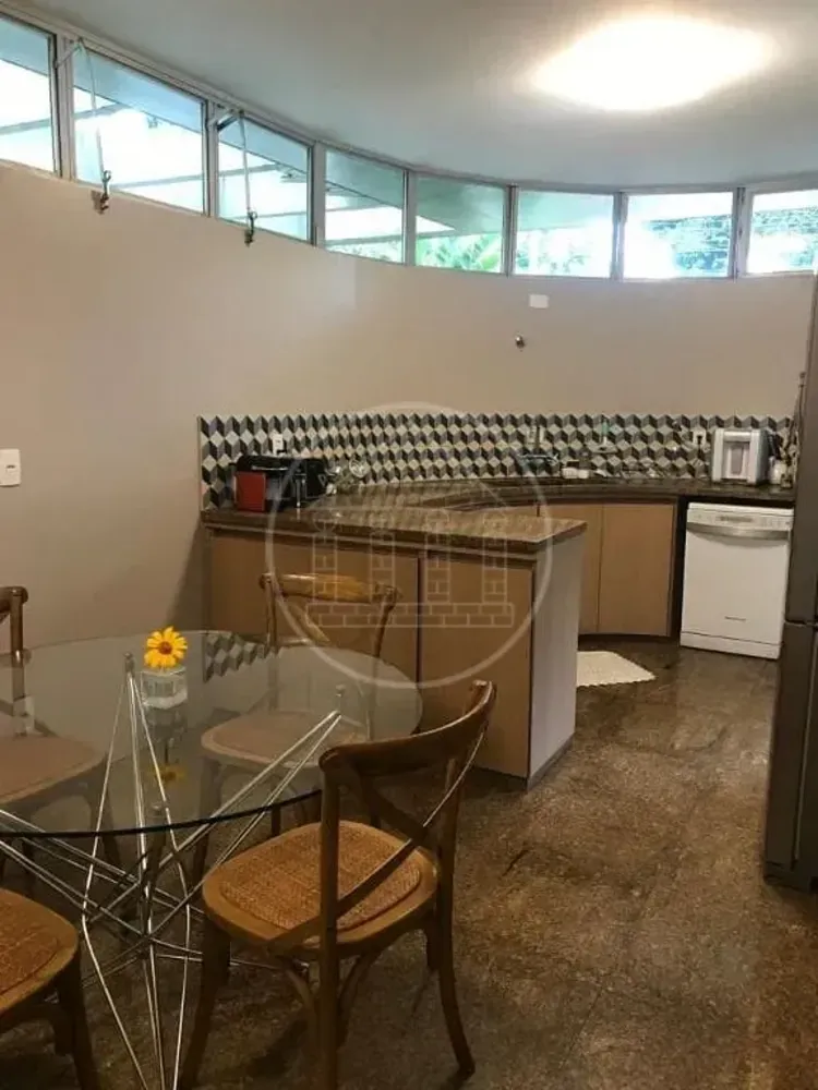 Sobrado, 4 quartos, 365 m² - Foto 4
