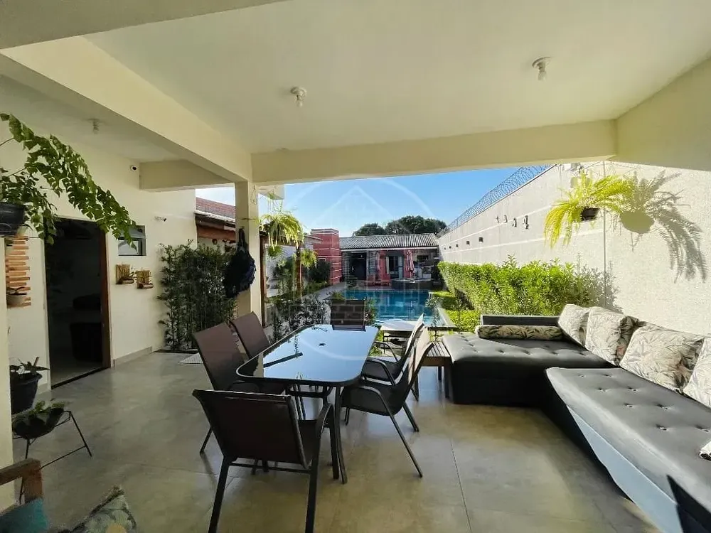 Casa, 4 quartos, 185 m² - Foto 1