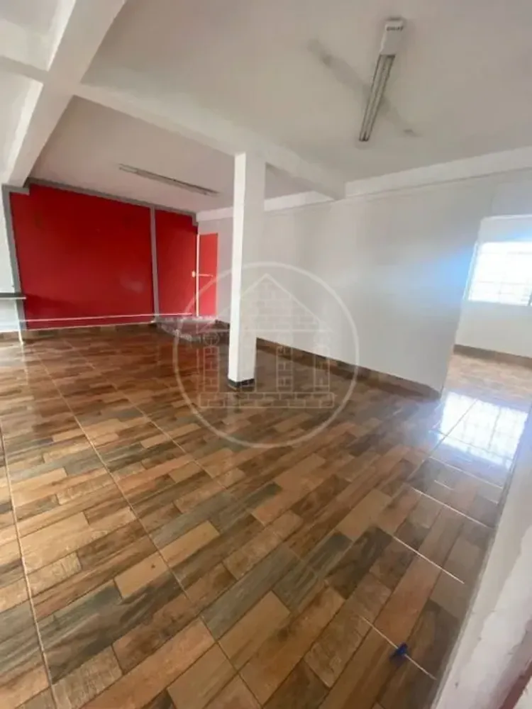 Sobrado, 1 quarto, 250 m² - Foto 1