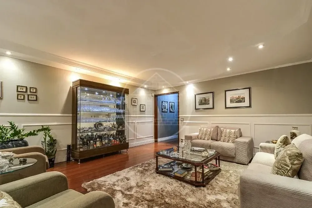 Sobrado, 3 quartos, 215 m² - Foto 1