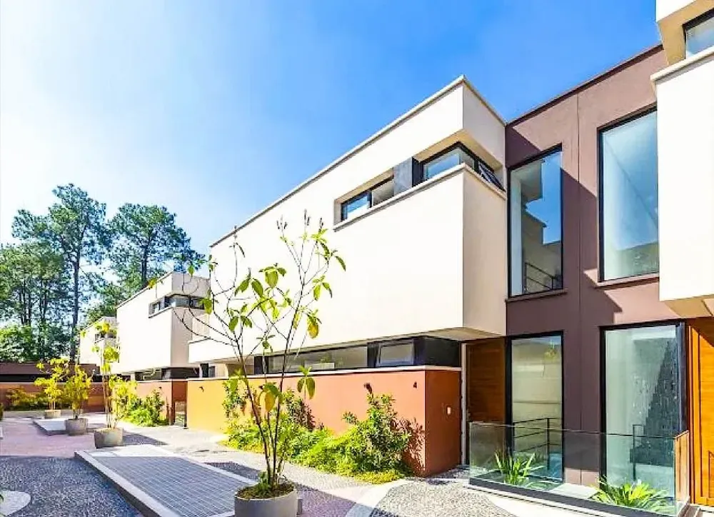 Sobrado, 4 quartos, 350 m² - Foto 1