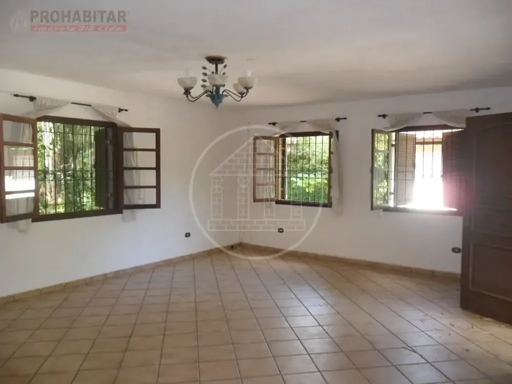Chácara, 2 quartos, 1210 m² - Foto 2