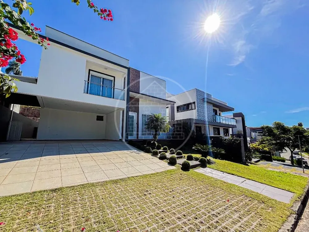 Sobrado, 3 quartos, 420 m² - Foto 1