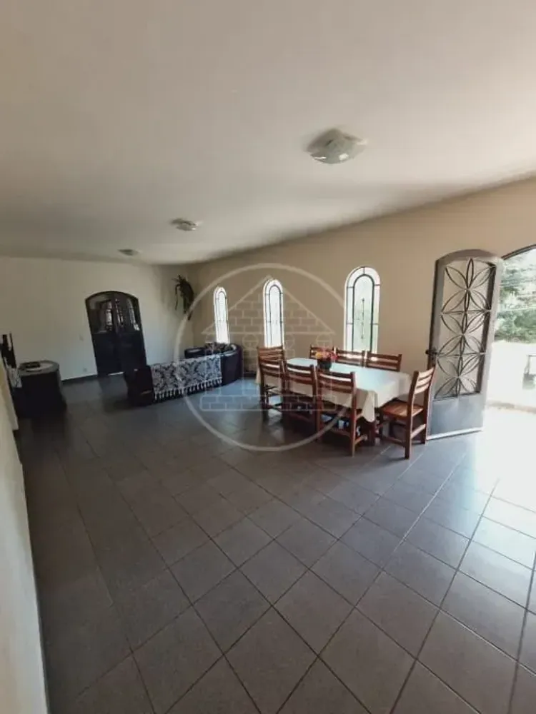 Casa, 3 quartos, 250 m² - Foto 11