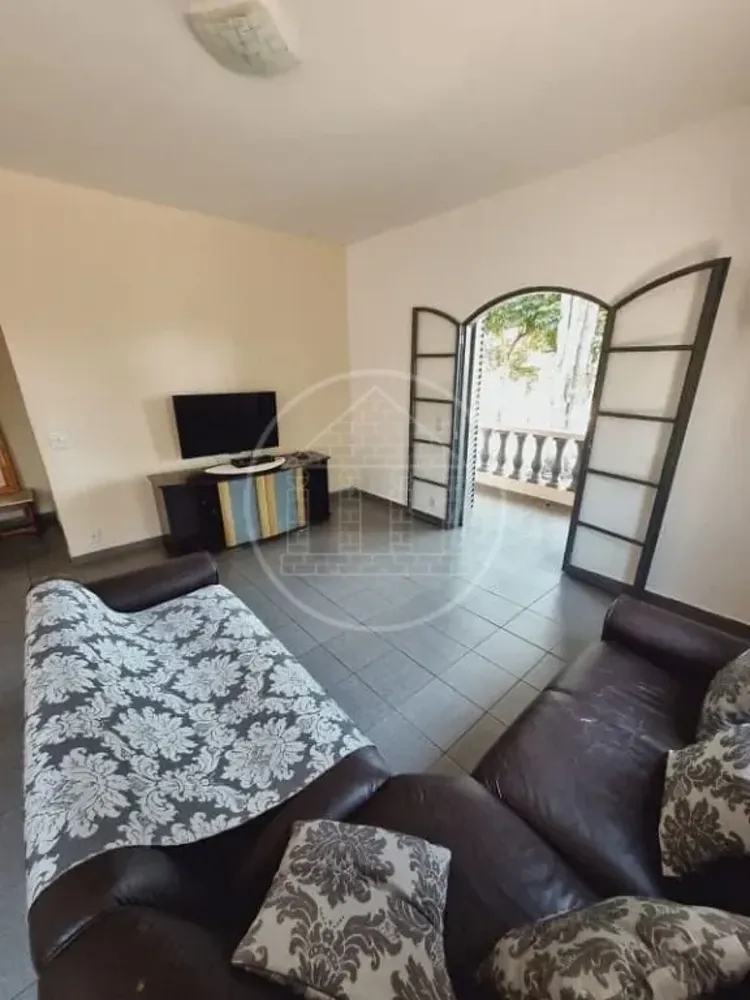 Casa, 3 quartos, 250 m² - Foto 15