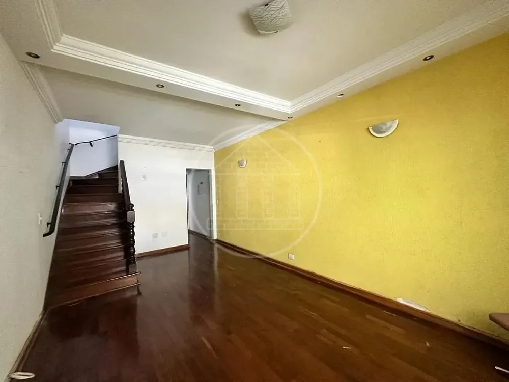 Sobrado, 3 quartos, 180 m² - Foto 1