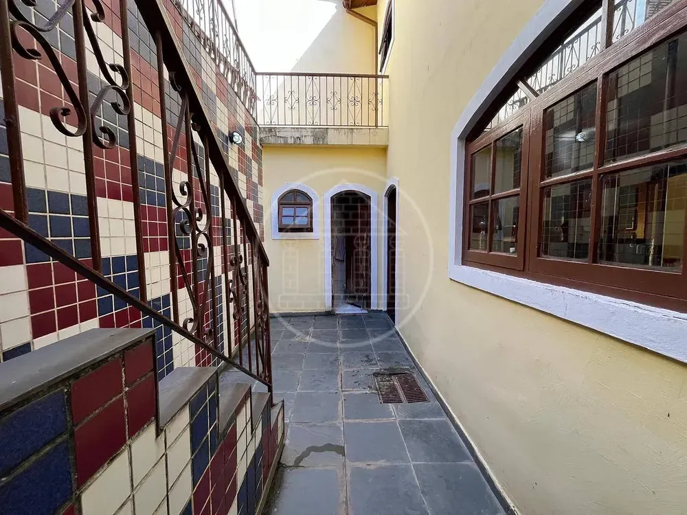 Sobrado, 4 quartos, 380 m² - Foto 1