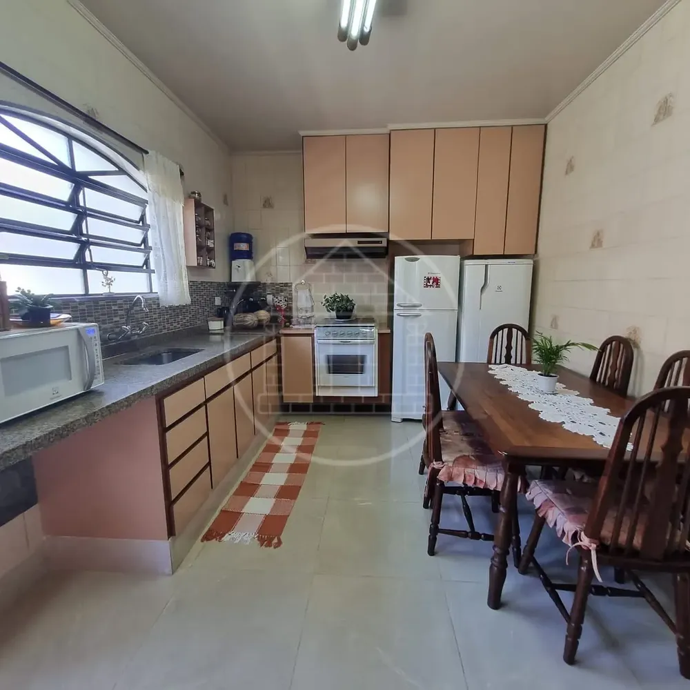 Casa, 3 quartos, 200 m² - Foto 8