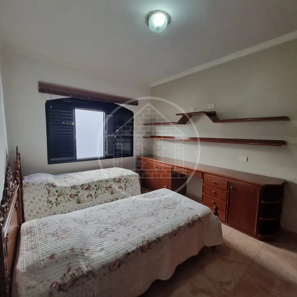 Casa, 3 quartos, 200 m² - Foto 13