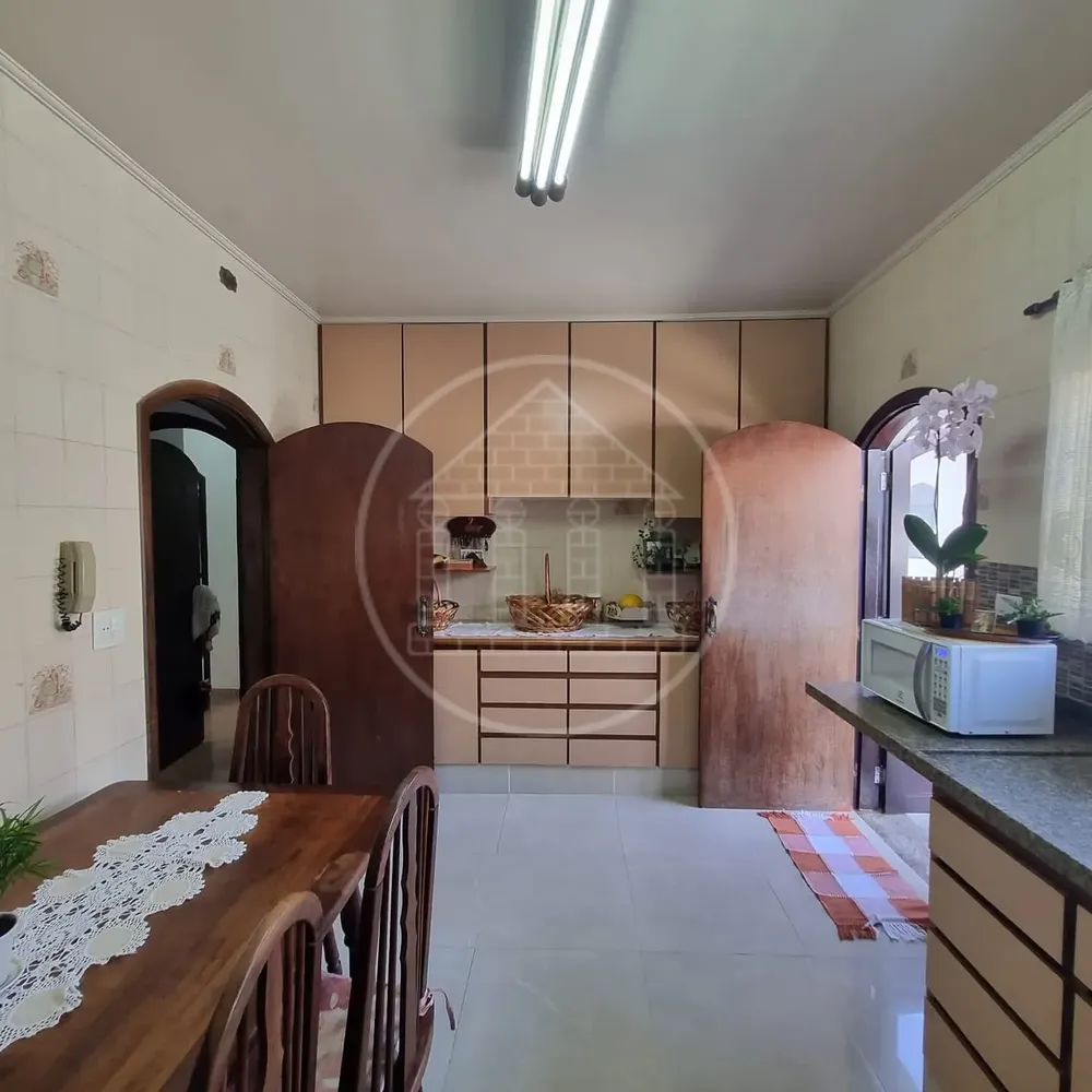 Casa, 3 quartos, 200 m² - Foto 9