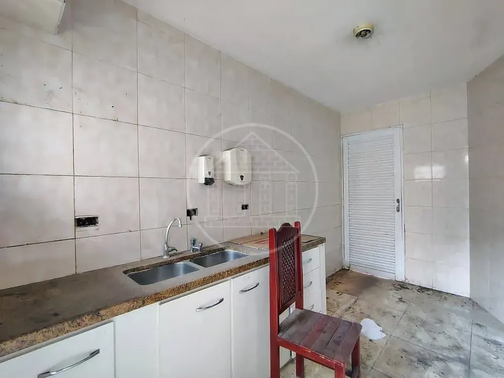 Sobrado, 12 quartos, 293 m² - Foto 9