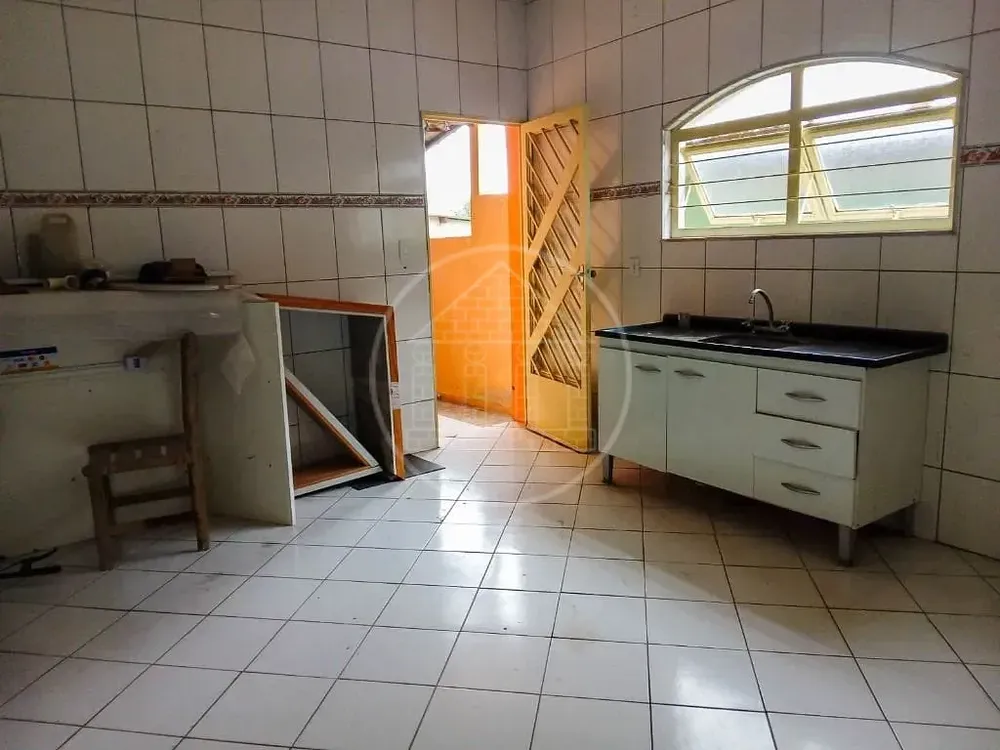 Sobrado, 5 quartos, 180 m² - Foto 2