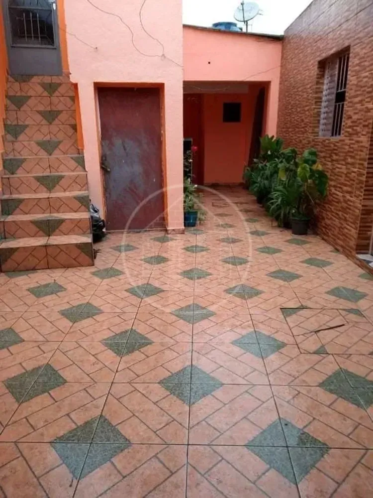 Sobrado, 5 quartos, 200 m² - Foto 2