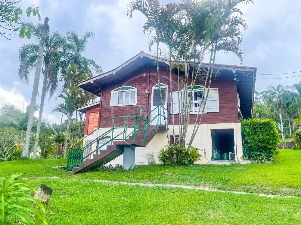 Chácara, 3 quartos, 2000 m² - Foto 1