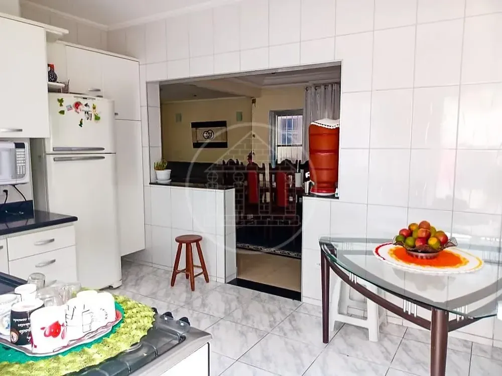 Casa, 3 quartos, 180 m² - Foto 2