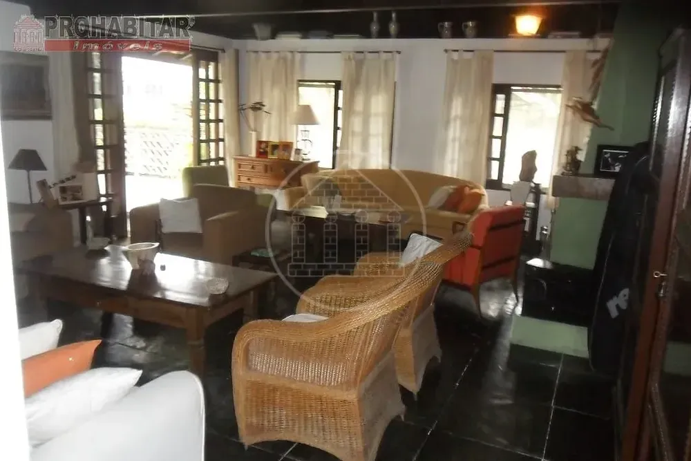 Chácara, 3 quartos, 2000 m² - Foto 1