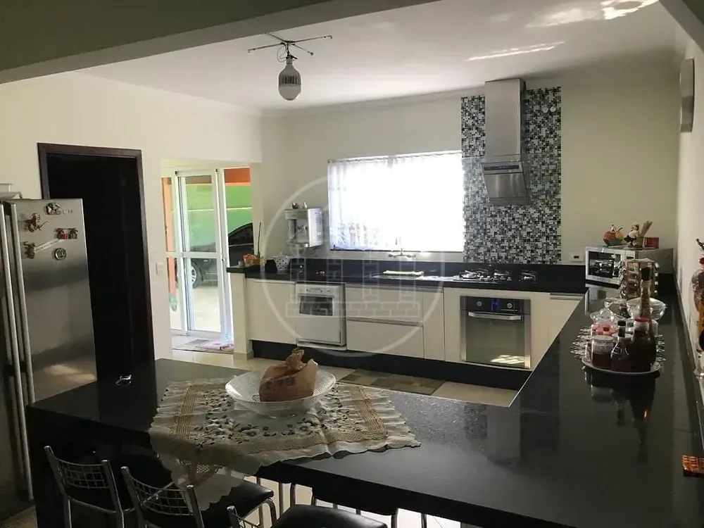 Casa, 4 quartos, 300 m² - Foto 11