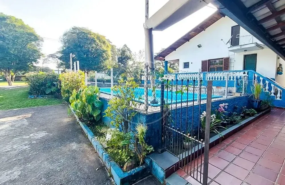 Chácara, 4 quartos, 1800 m² - Foto 2