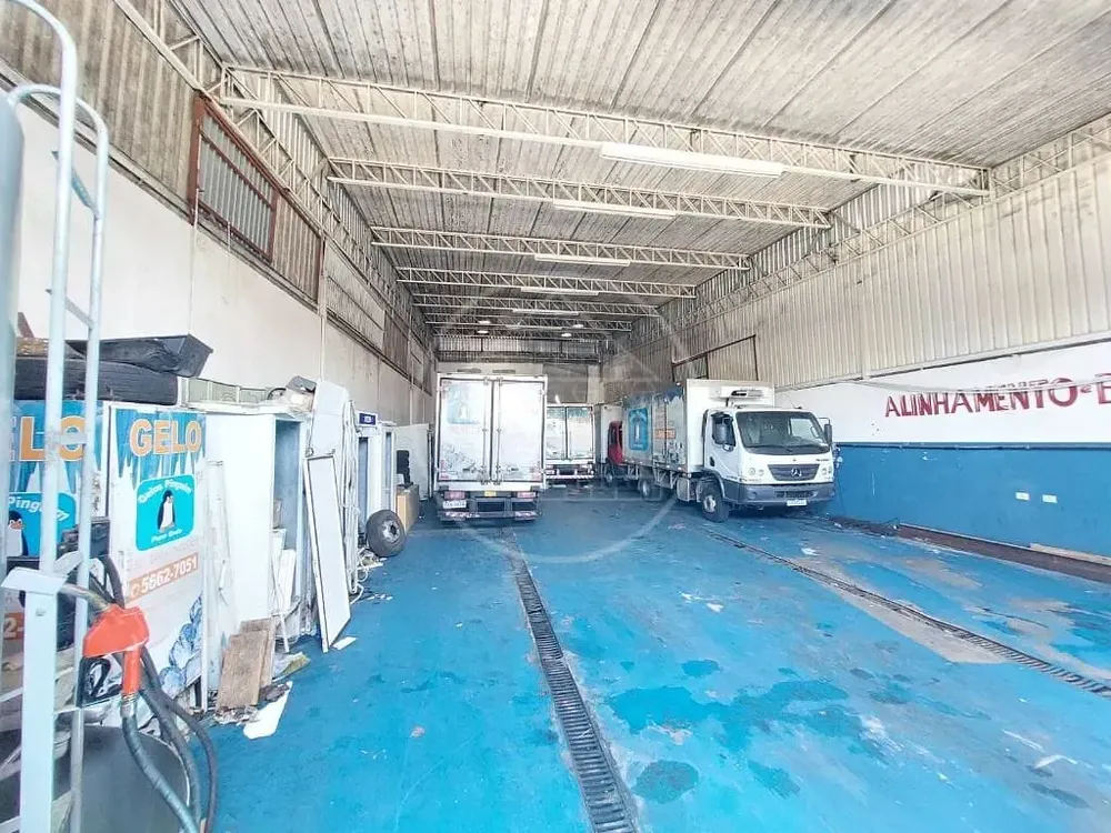 Depósito-Galpão, 250 m² - Foto 1
