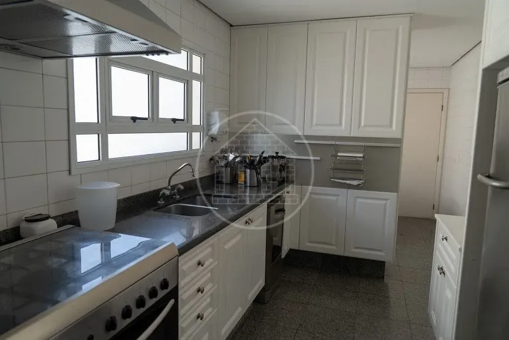 Apartamento, 4 quartos, 400 m² - Foto 1