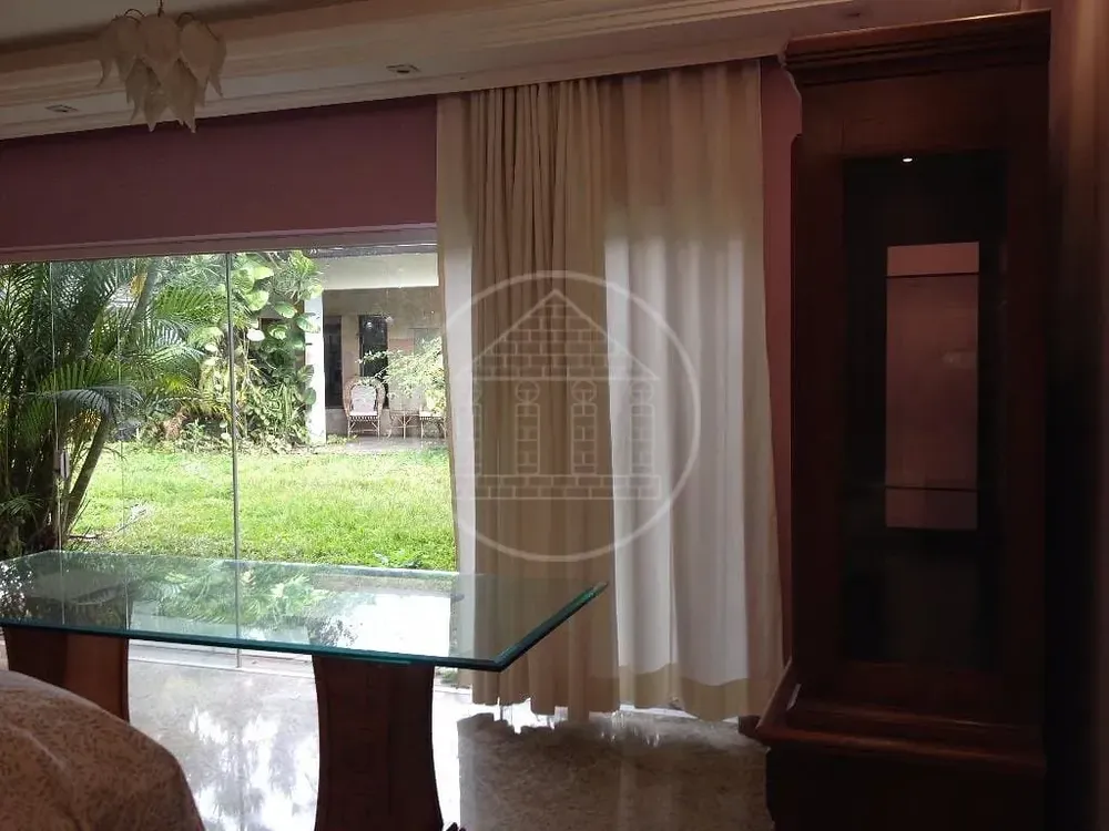 Casa, 4 quartos, 250 m² - Foto 11