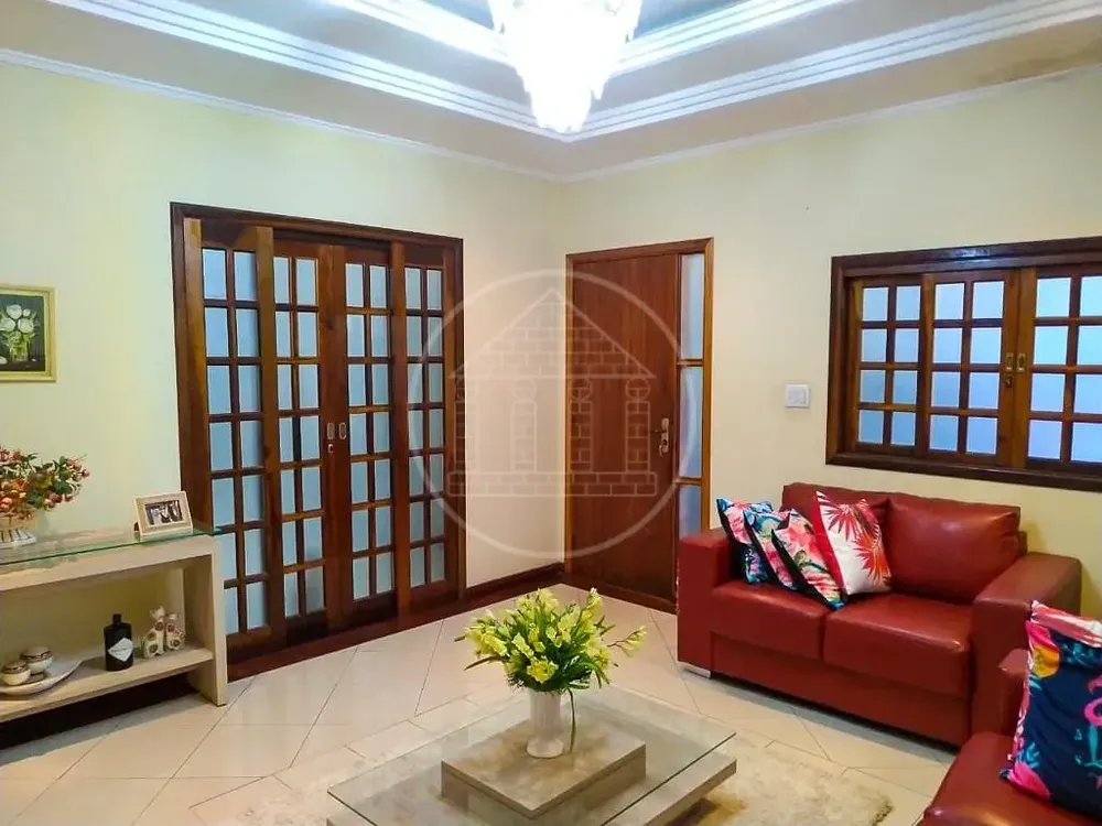 Sobrado, 3 quartos, 222 m² - Foto 1