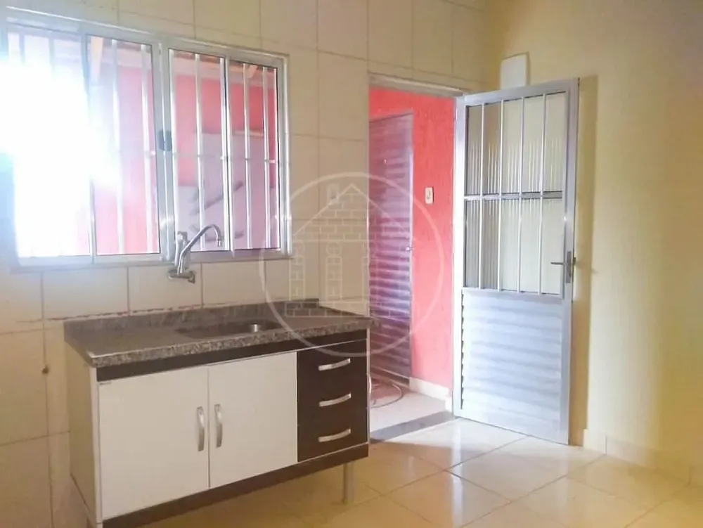 Casa, 1 quarto, 150 m² - Foto 3