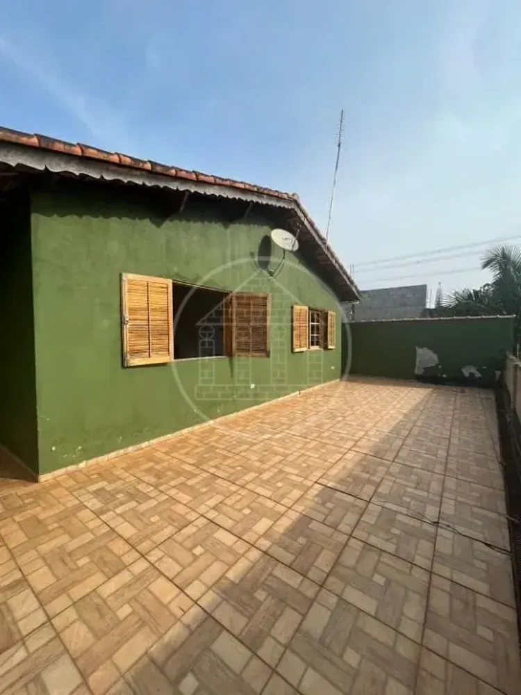 Chácara, 3 quartos, 750 m² - Foto 1