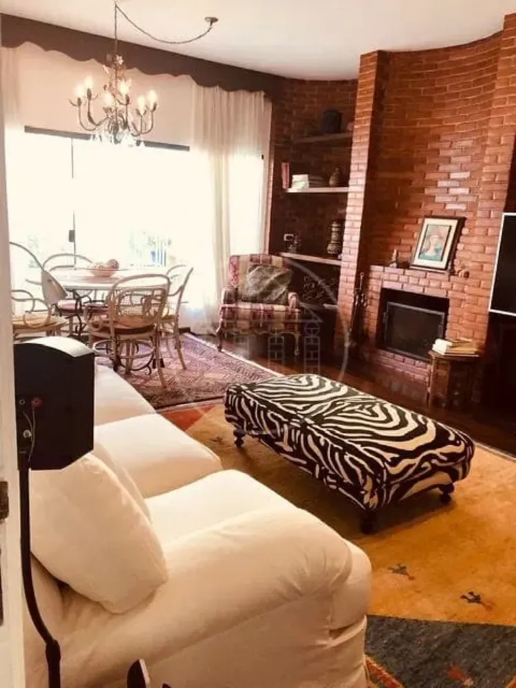 Casa, 3 quartos, 278 m² - Foto 2