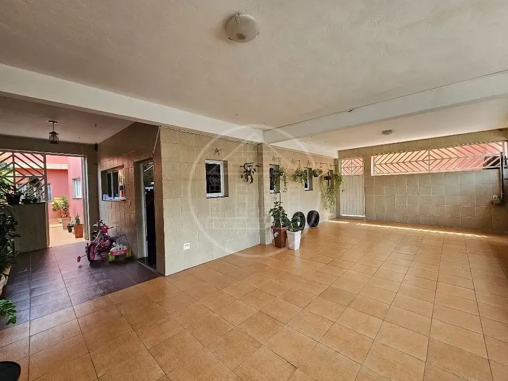 Sobrado, 3 quartos, 350 m² - Foto 1