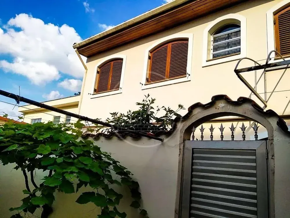Casa, 5 quartos, 240 m² - Foto 1