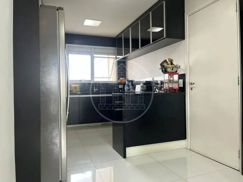 Apartamento, 3 quartos, 210 m² - Foto 9
