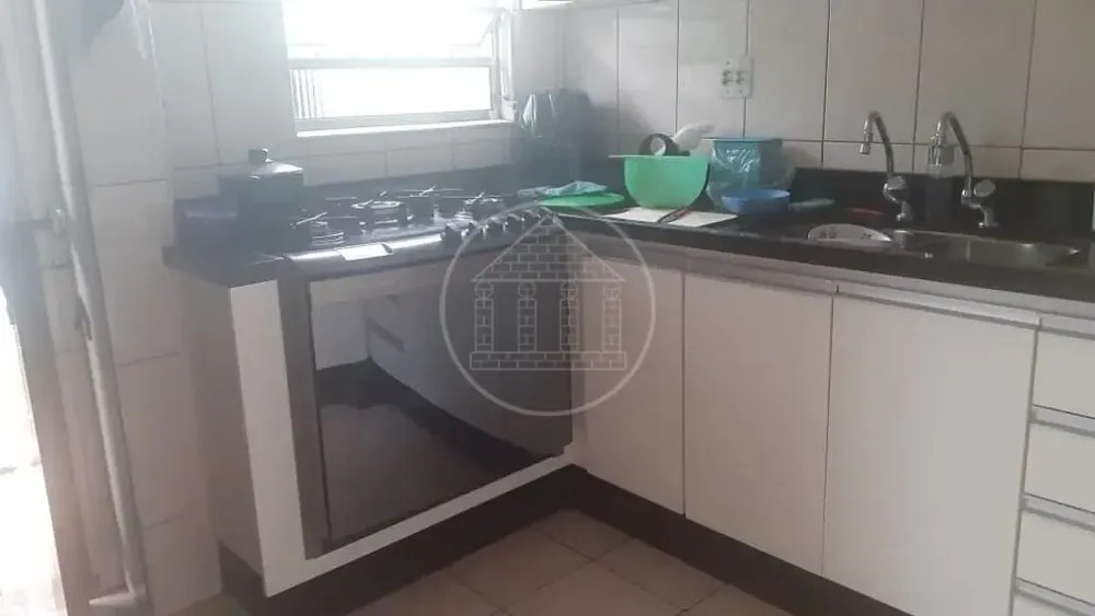 Casa, 3 quartos, 250 m² - Foto 11