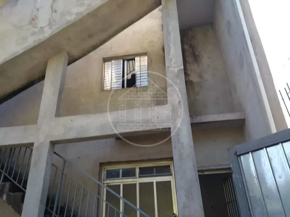 Chácara, 3 quartos, 2050 m² - Foto 1