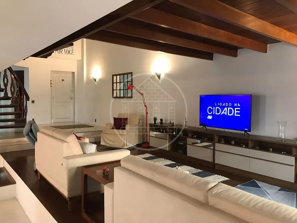 Apartamento, 4 quartos, 242 m² - Foto 1