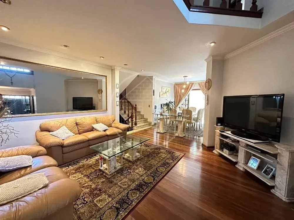 Sobrado, 6 quartos, 168 m² - Foto 2