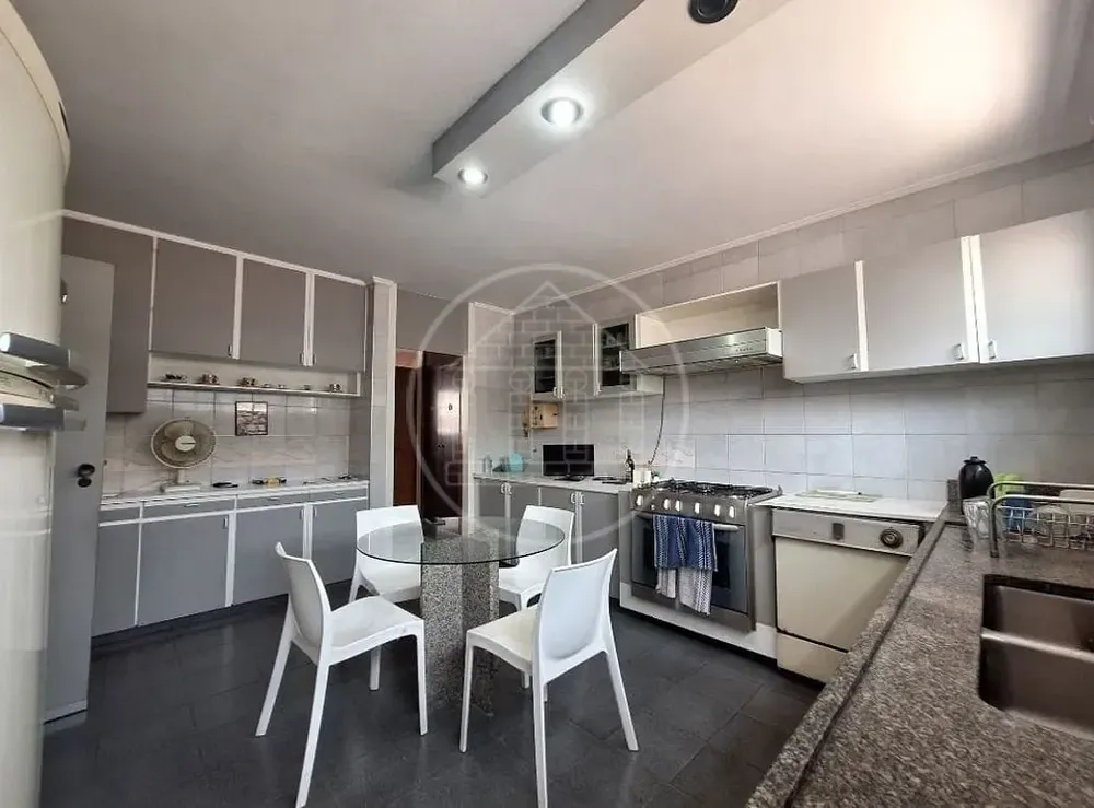 Sobrado, 3 quartos, 433 m² - Foto 4