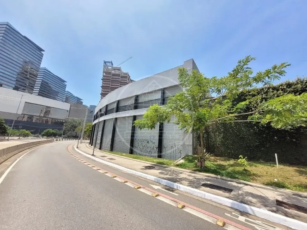 Prédio Inteiro, 3300 m² - Foto 1