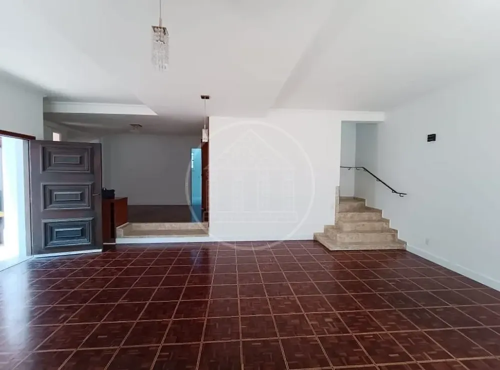 Casa, 3 quartos, 192 m² - Foto 1