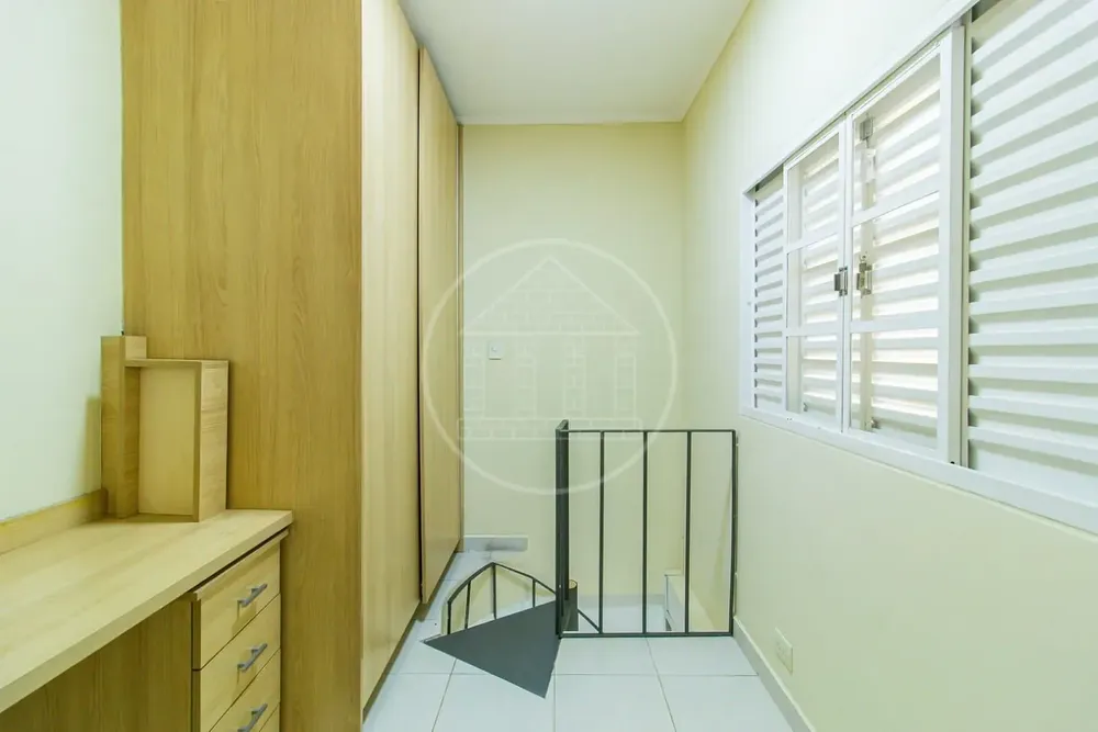 Sobrado, 3 quartos, 220 m² - Foto 3