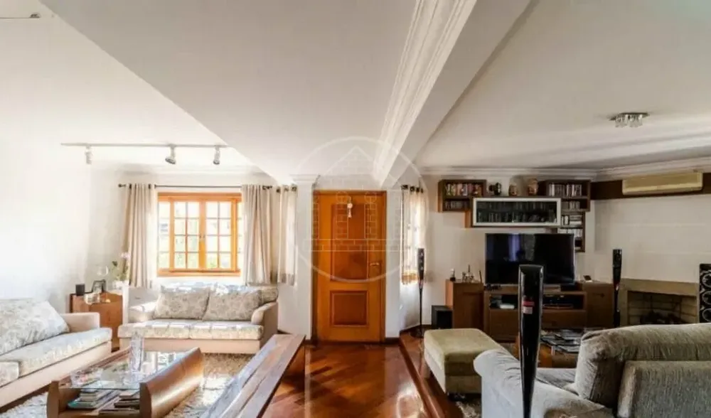 Casa, 4 quartos, 356 m² - Foto 2