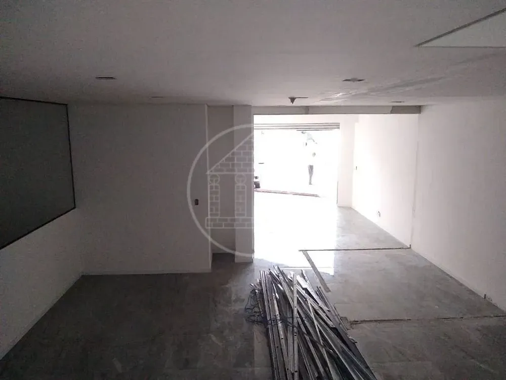 Loja-Salão, 140 m² - Foto 1