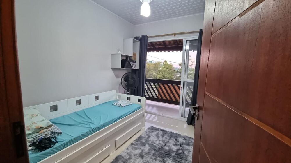 Apartamento à venda com 2 quartos, 70m² - Foto 2