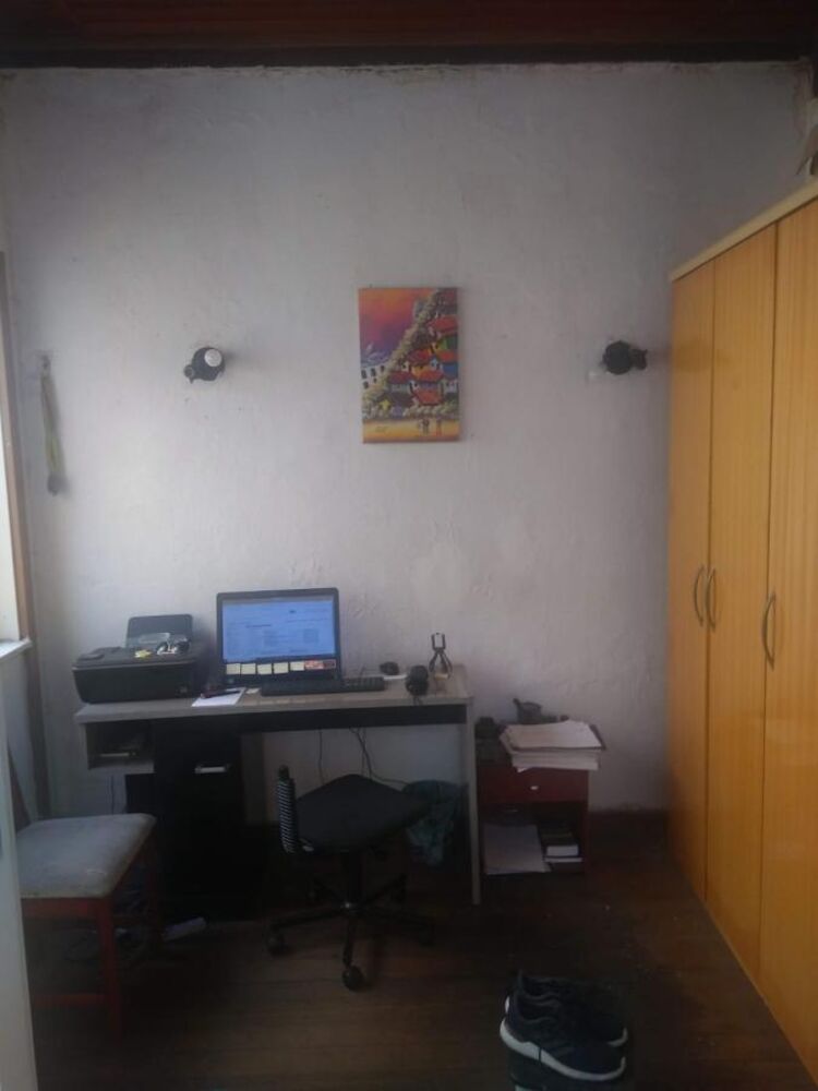 Casa à venda com 6 quartos, 223m² - Foto 7