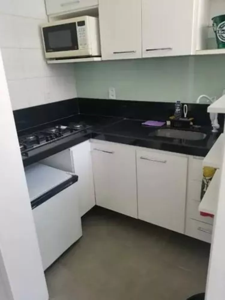 Apartamento à venda com 1 quarto, 35m² - Foto 2