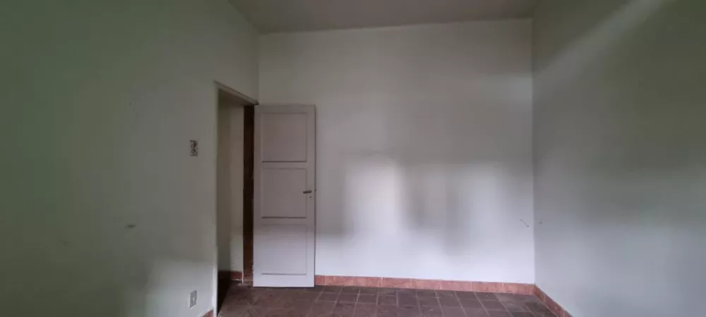 Casa à venda com 1 quarto, 52m² - Foto 11