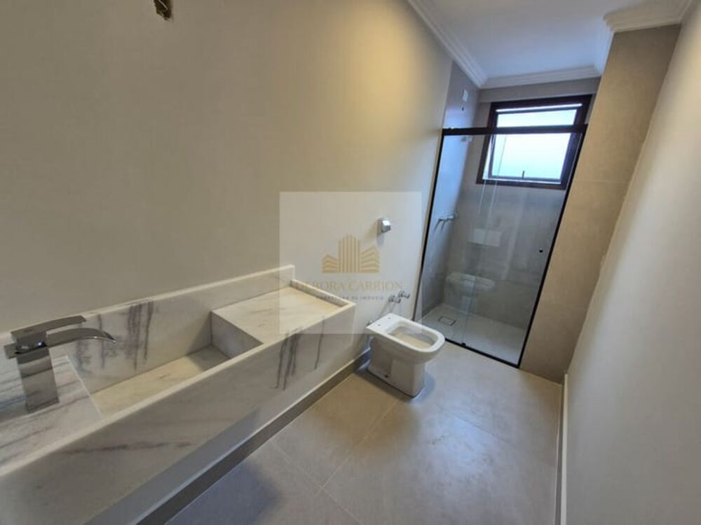 Apartamento à venda com 3 quartos, 109m² - Foto 1